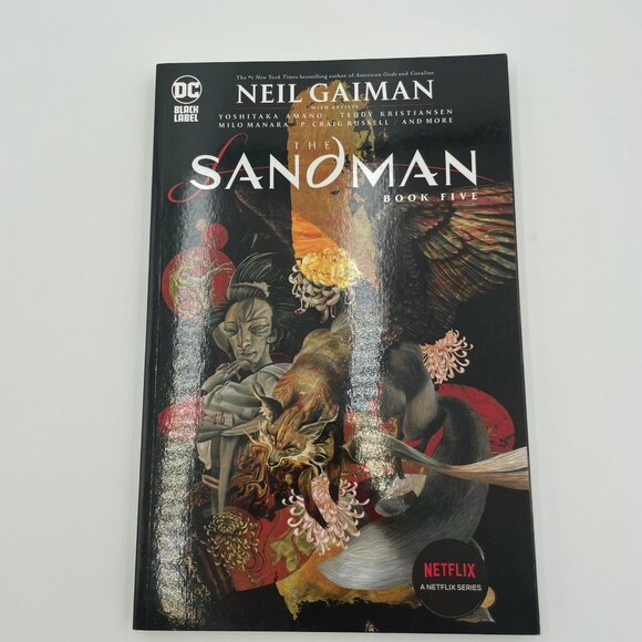 The Sandman: Book Five • Neil Gaiman • DC Black Label • Graphic Novel - Picture 2 of 5